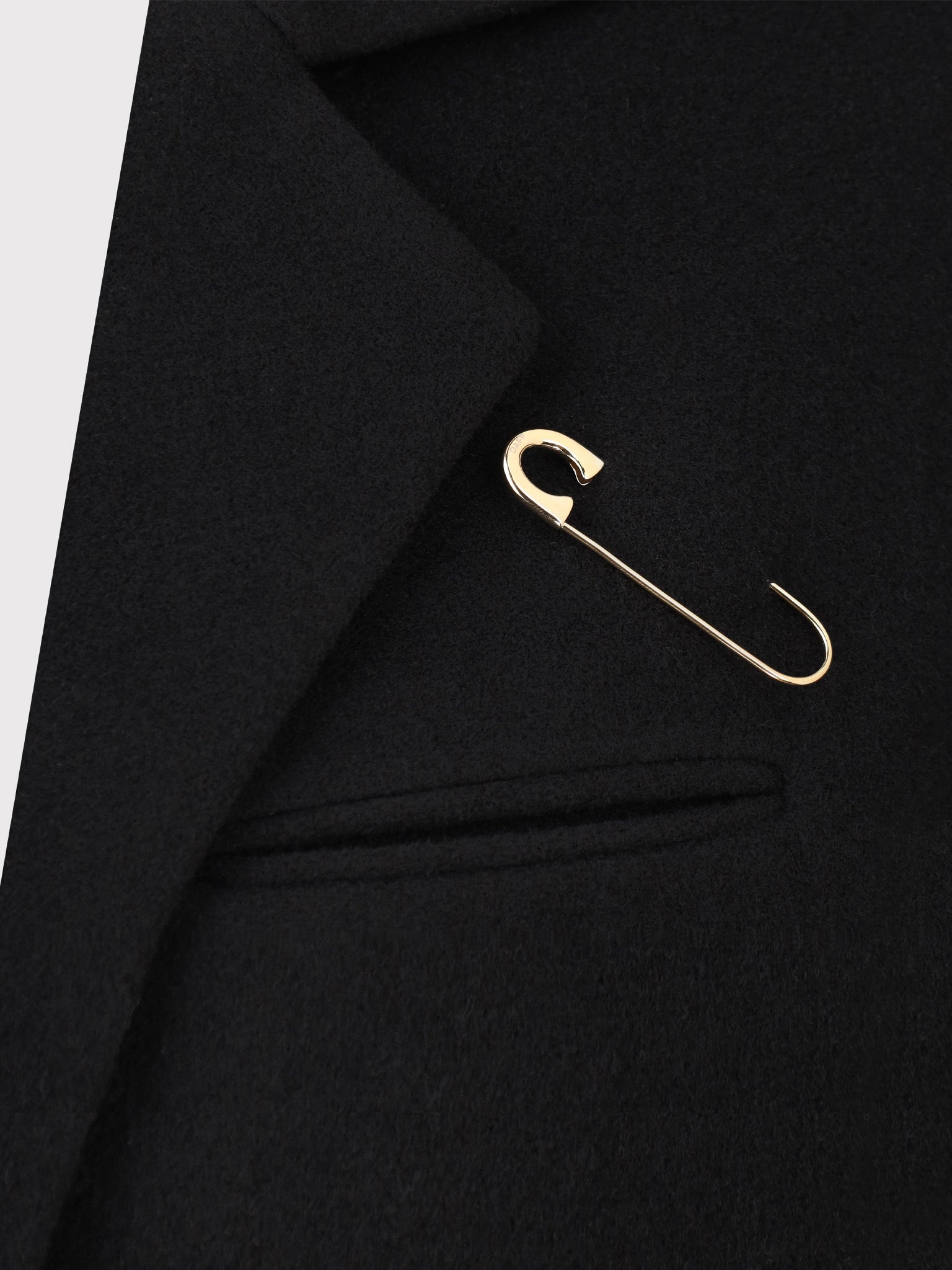 BROOCH PIN BASIC HANDCRAFTED