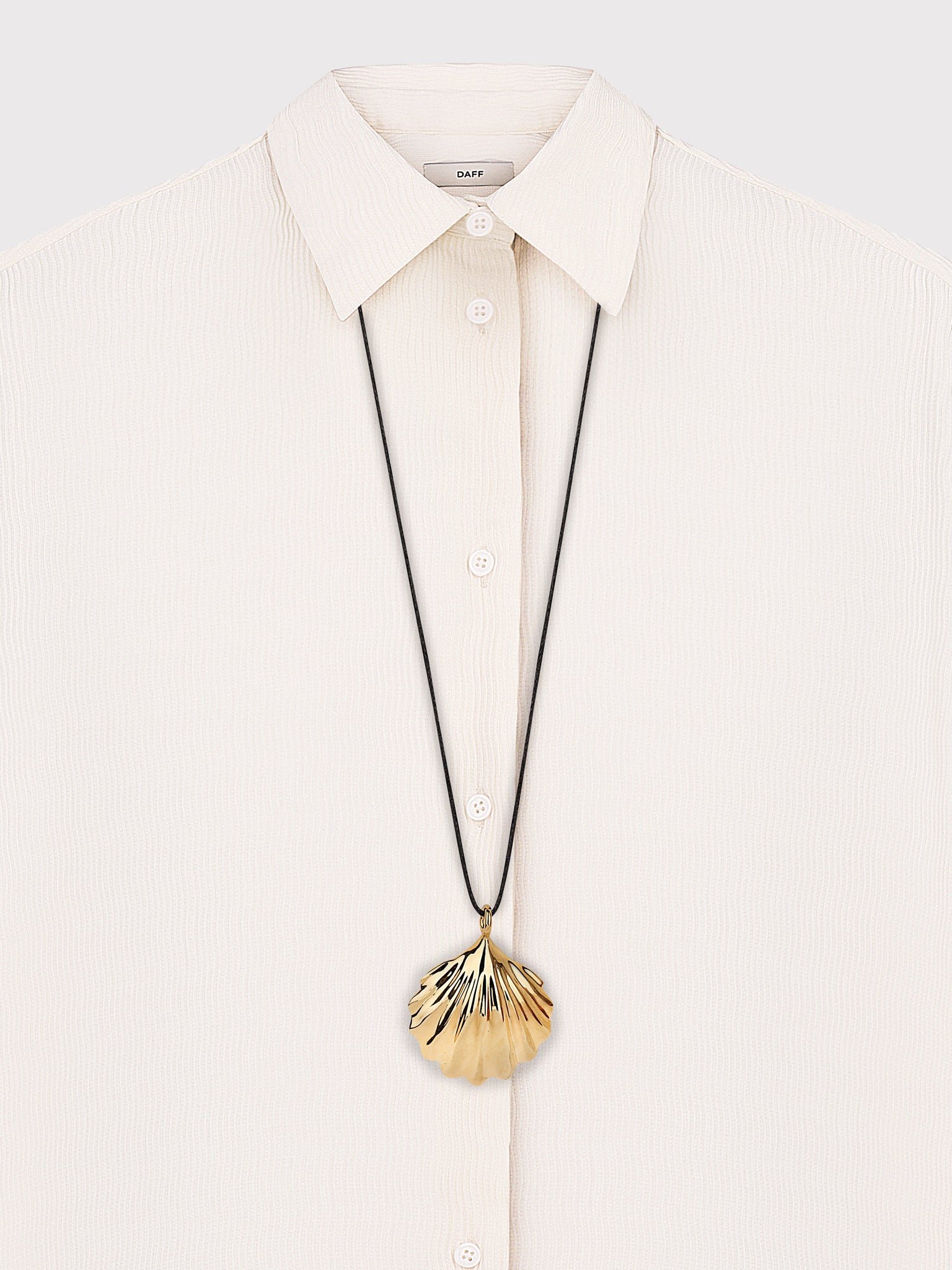 SCALL HANDCRAFTED PENDANT