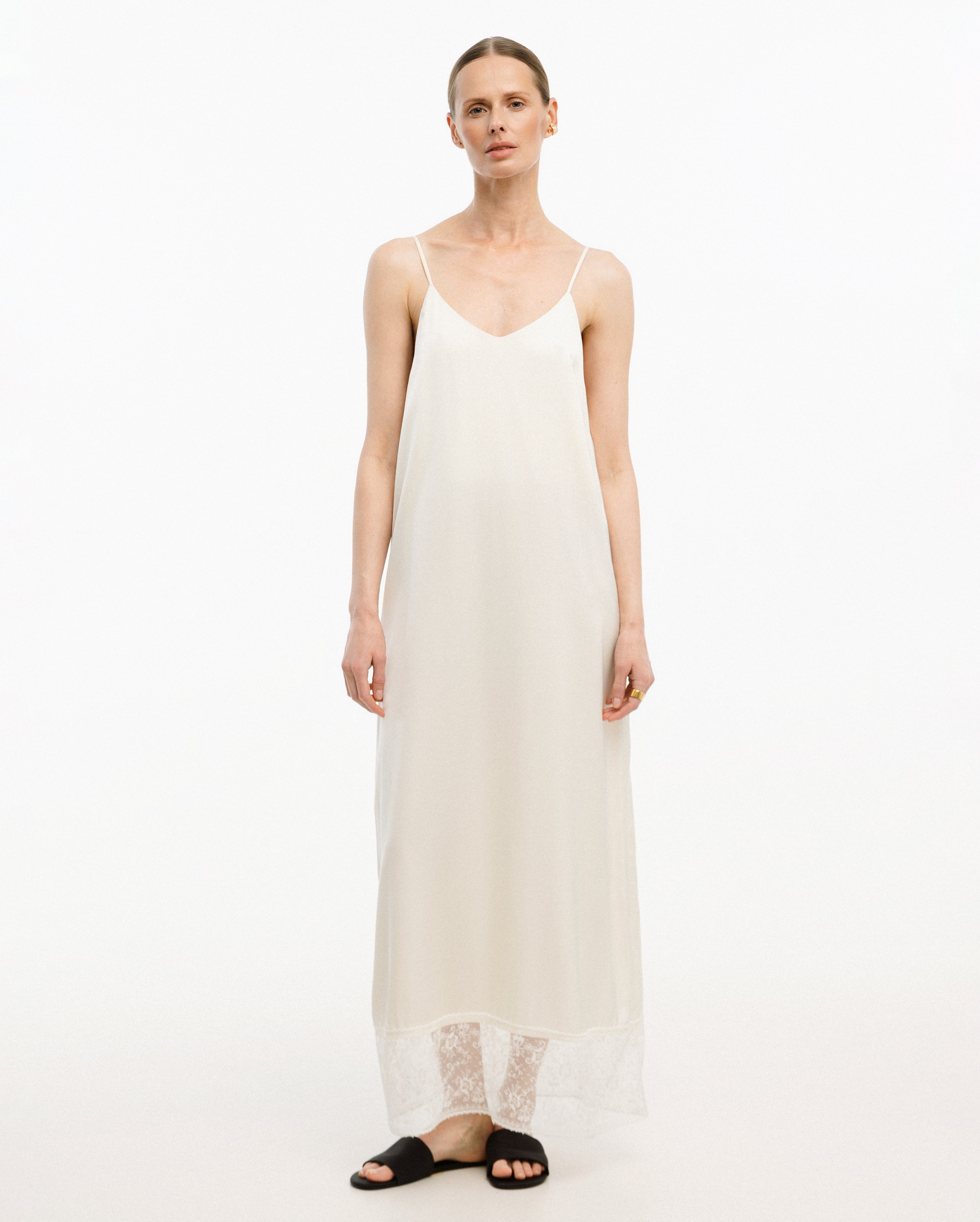 CREAM SLIP DRESS WITH LACE HEM