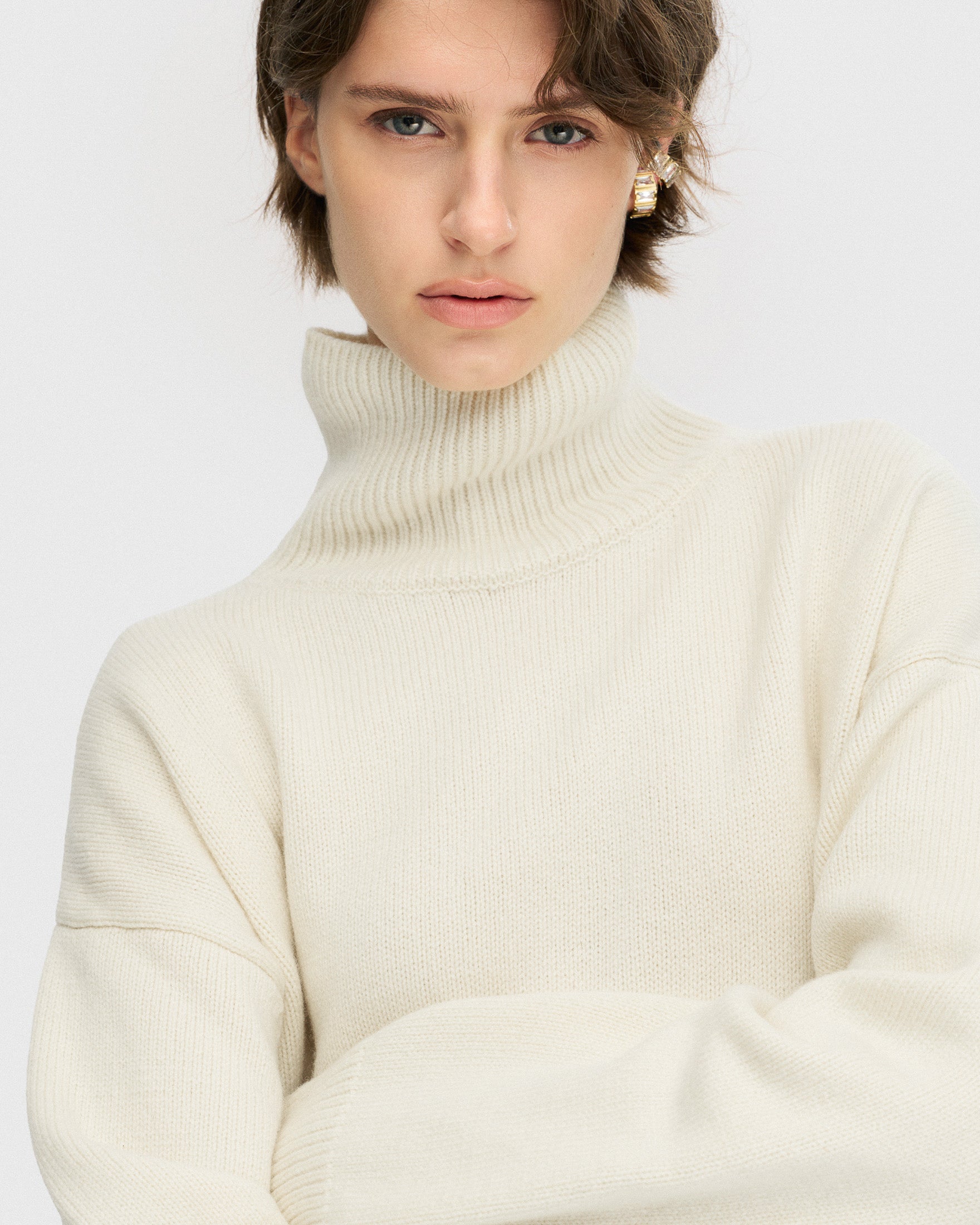 Milk sweater