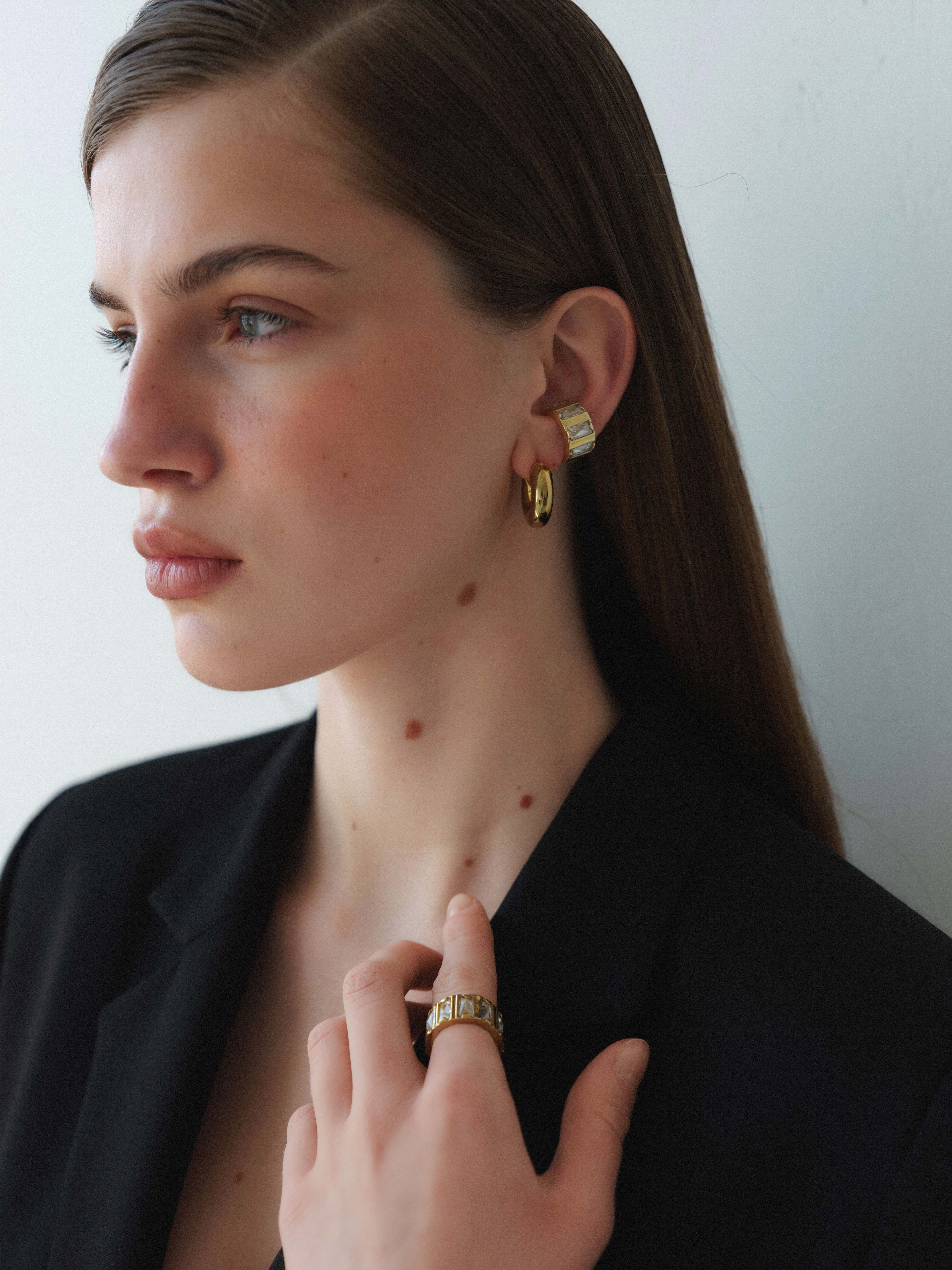 СRYSTAL HANDCRAFTED RING-СUFF