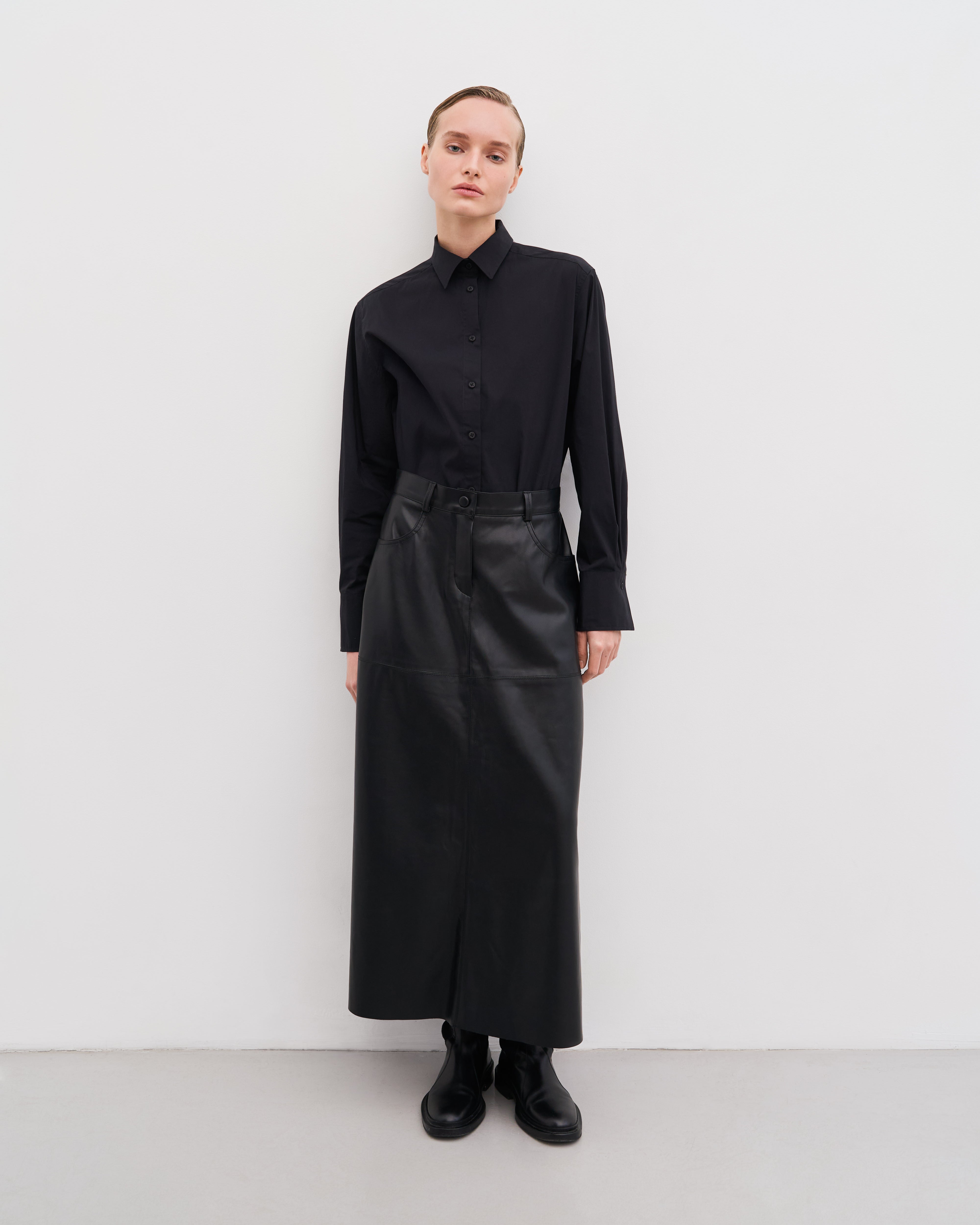 BLACK VEGAN LEATHER SKIRT