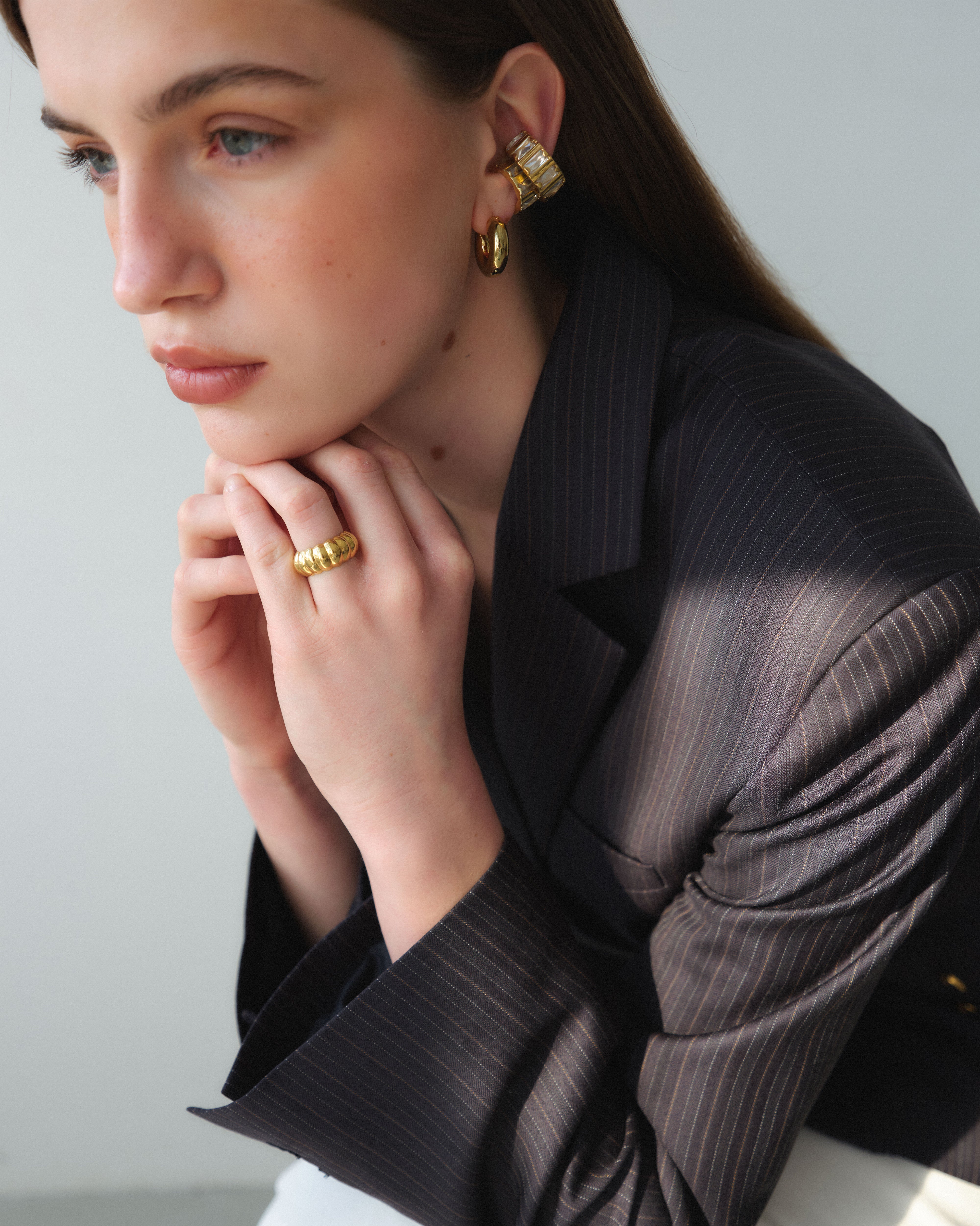 СRYSTAL HANDCRAFTED RING-СUFF