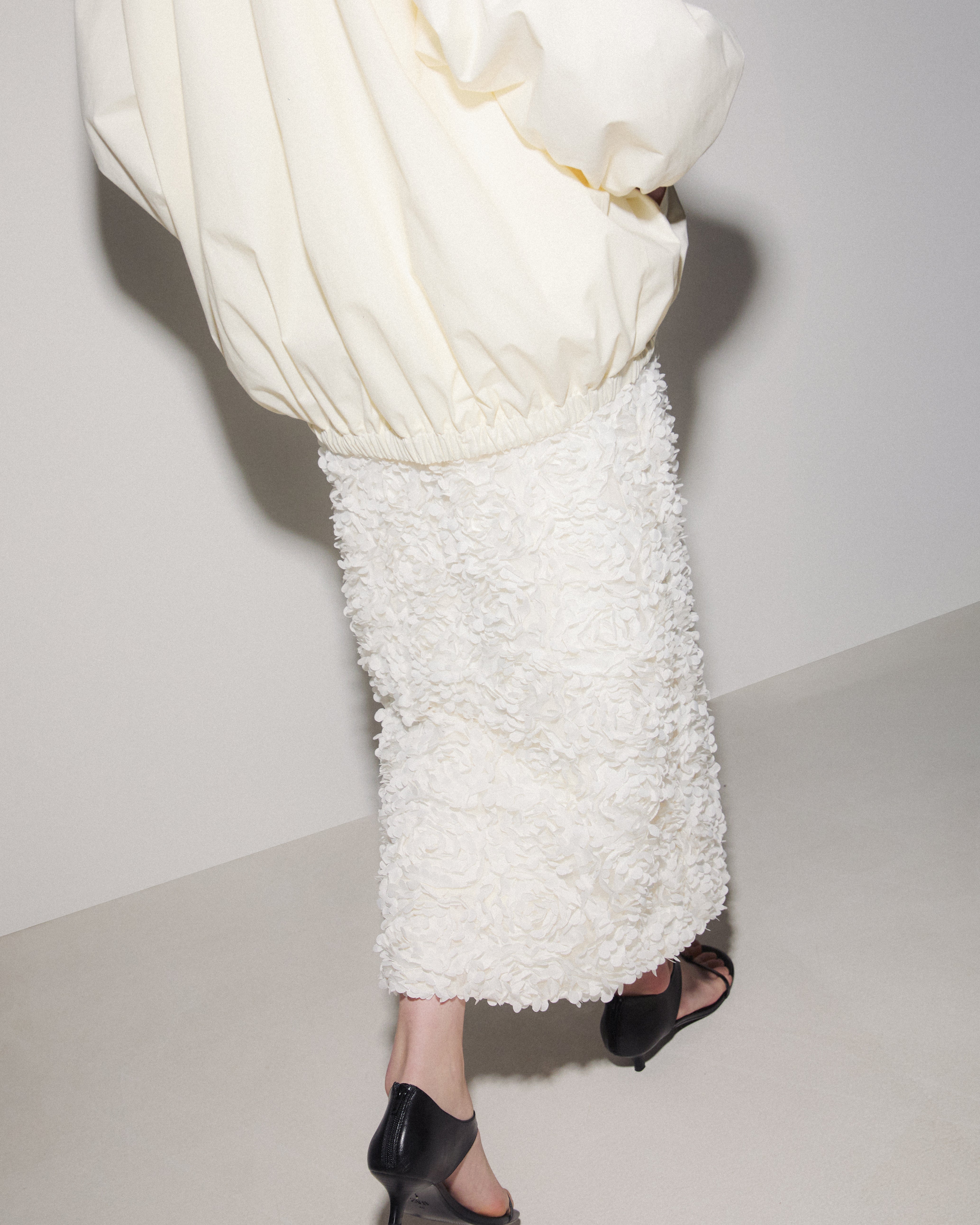 White blossom midi skirt