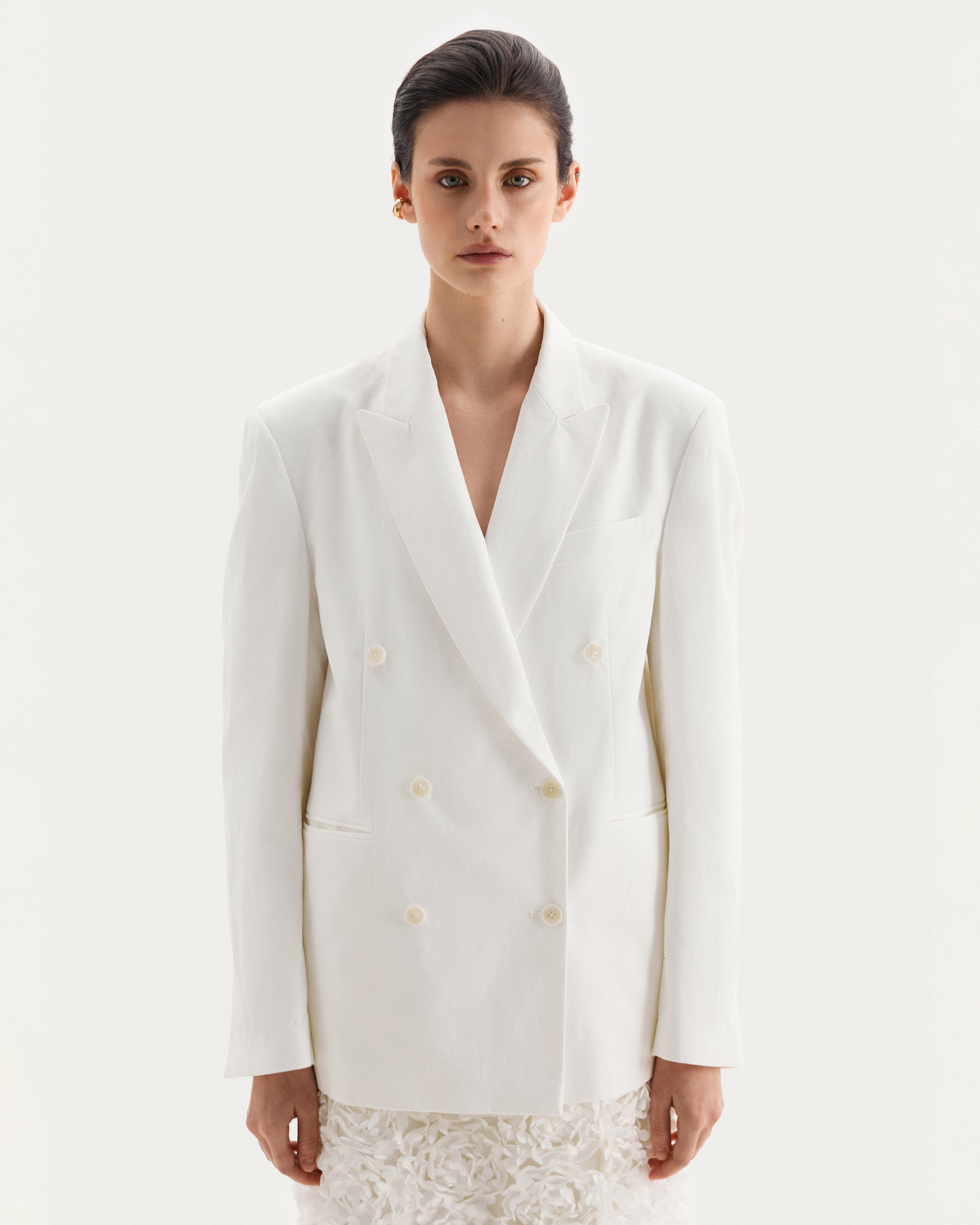 White double-breasted blazer