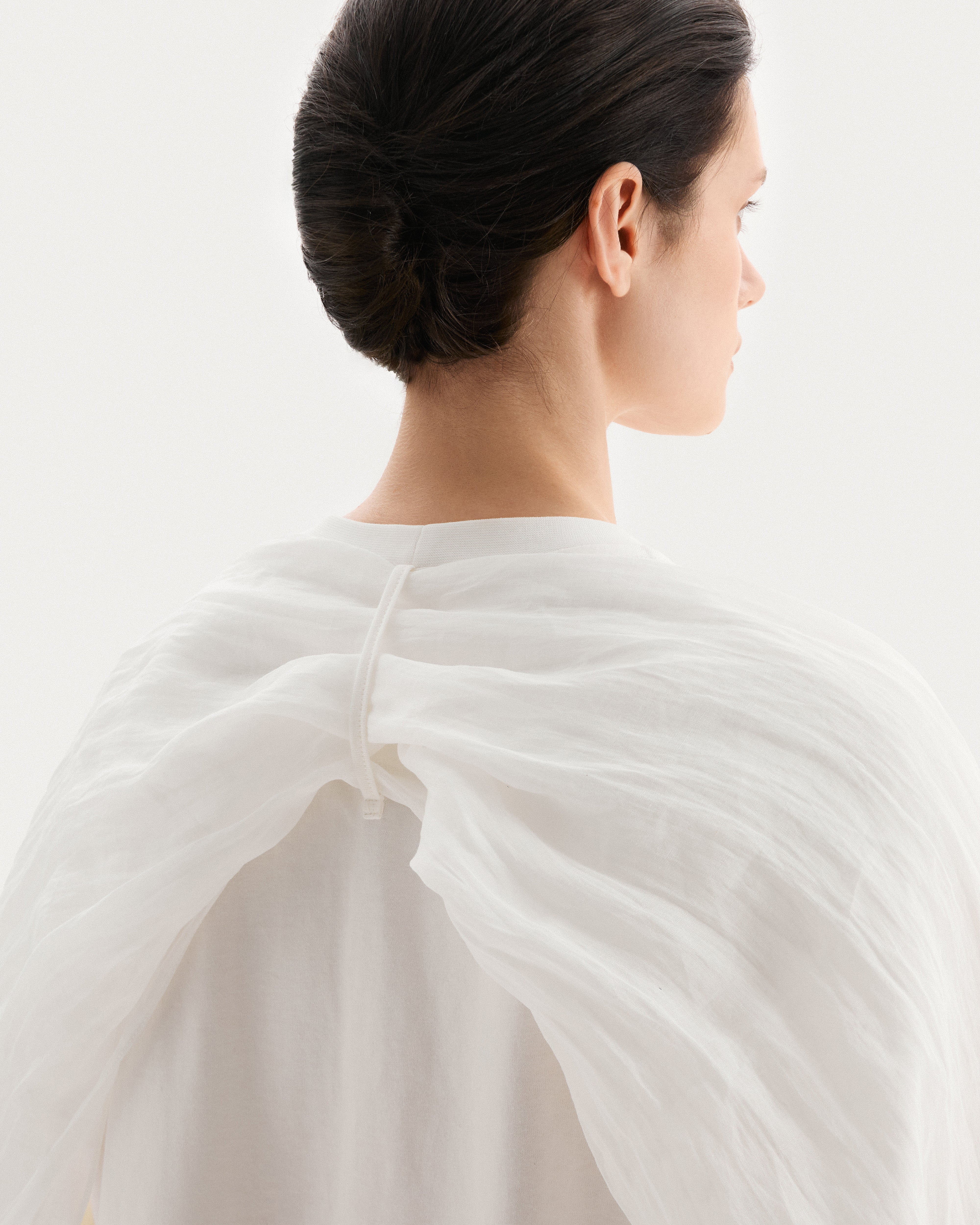 White oversized t-shirt