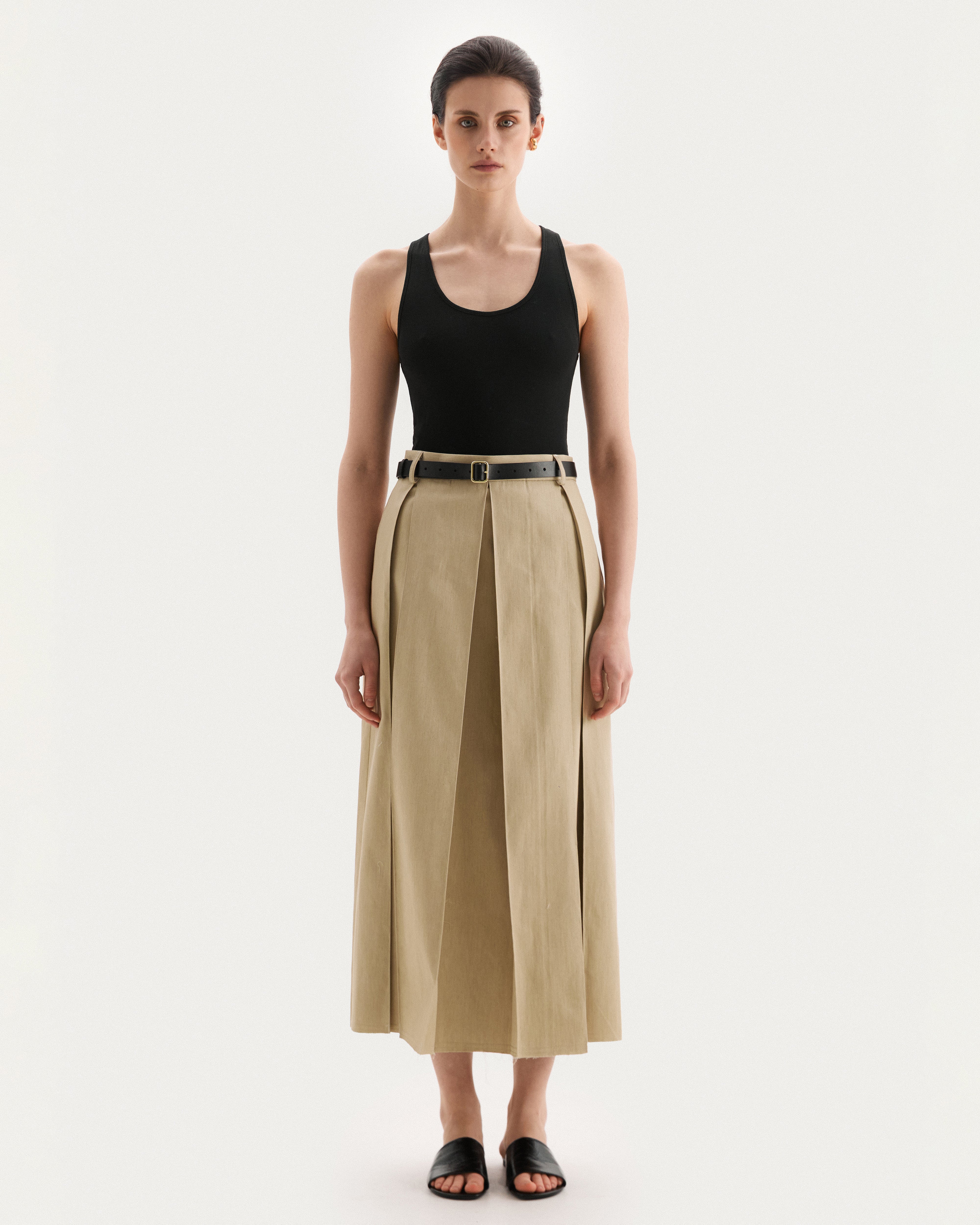 Beige box pleat skirt