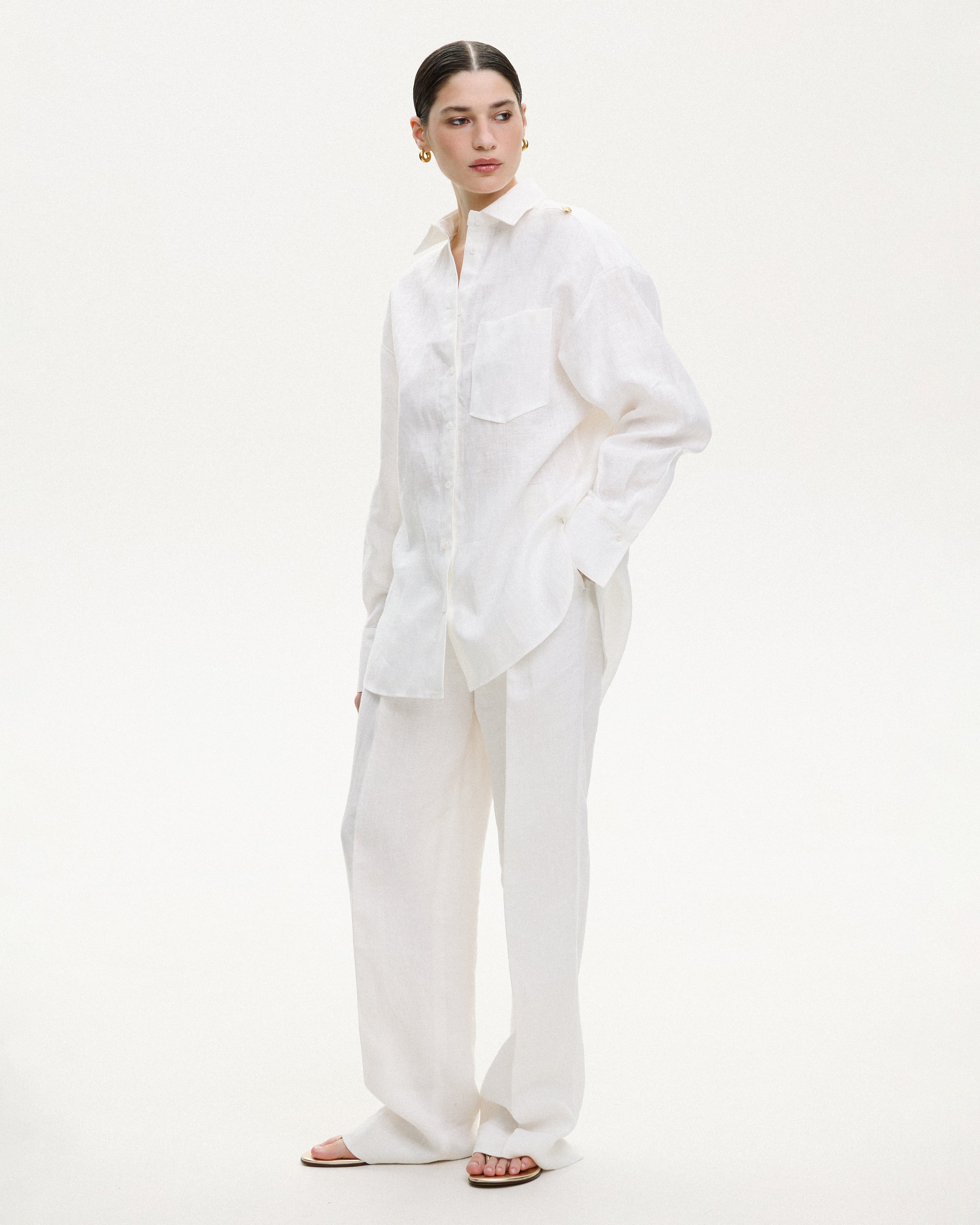 WHITE LINEN SHIRT