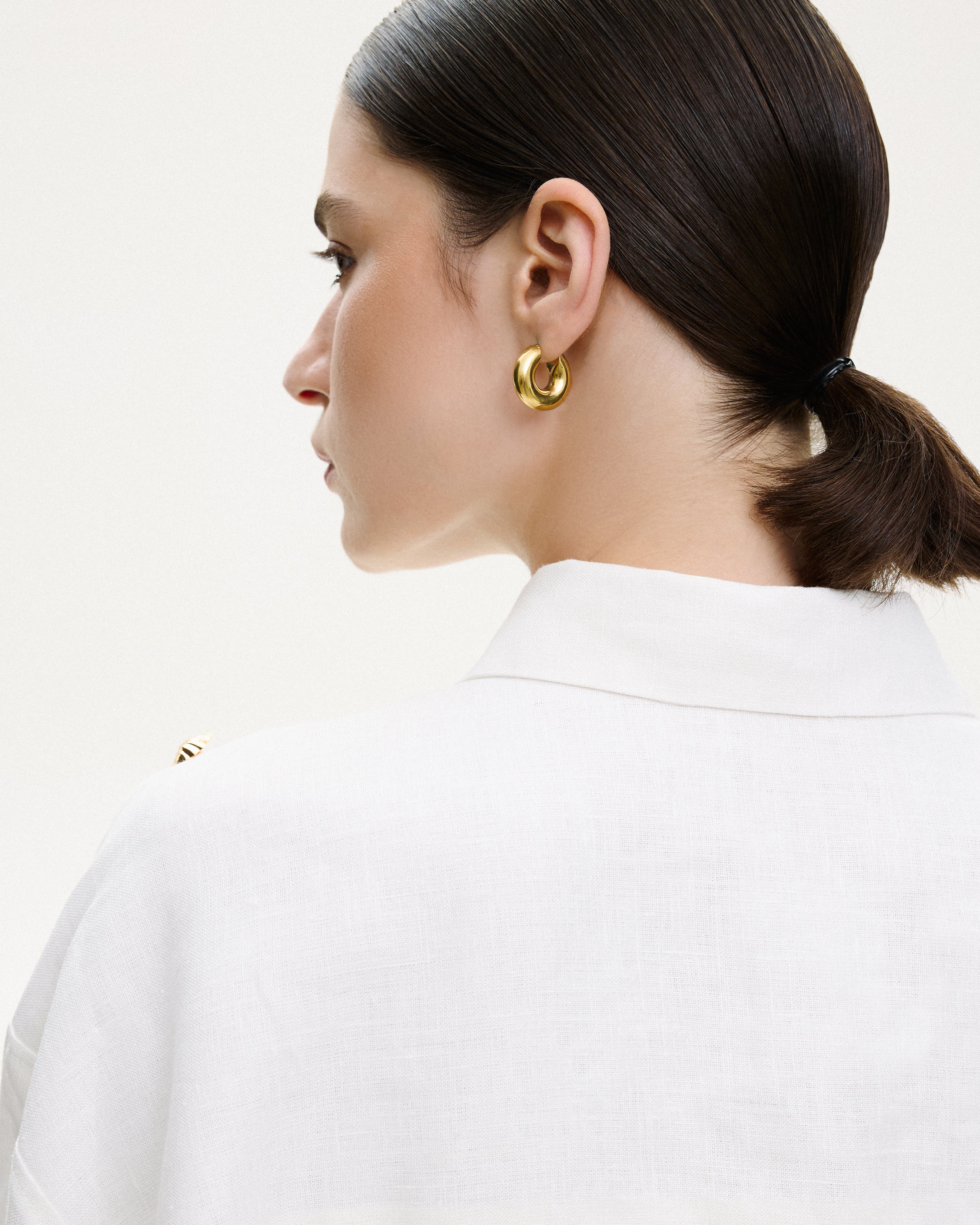 WHITE LINEN SHIRT