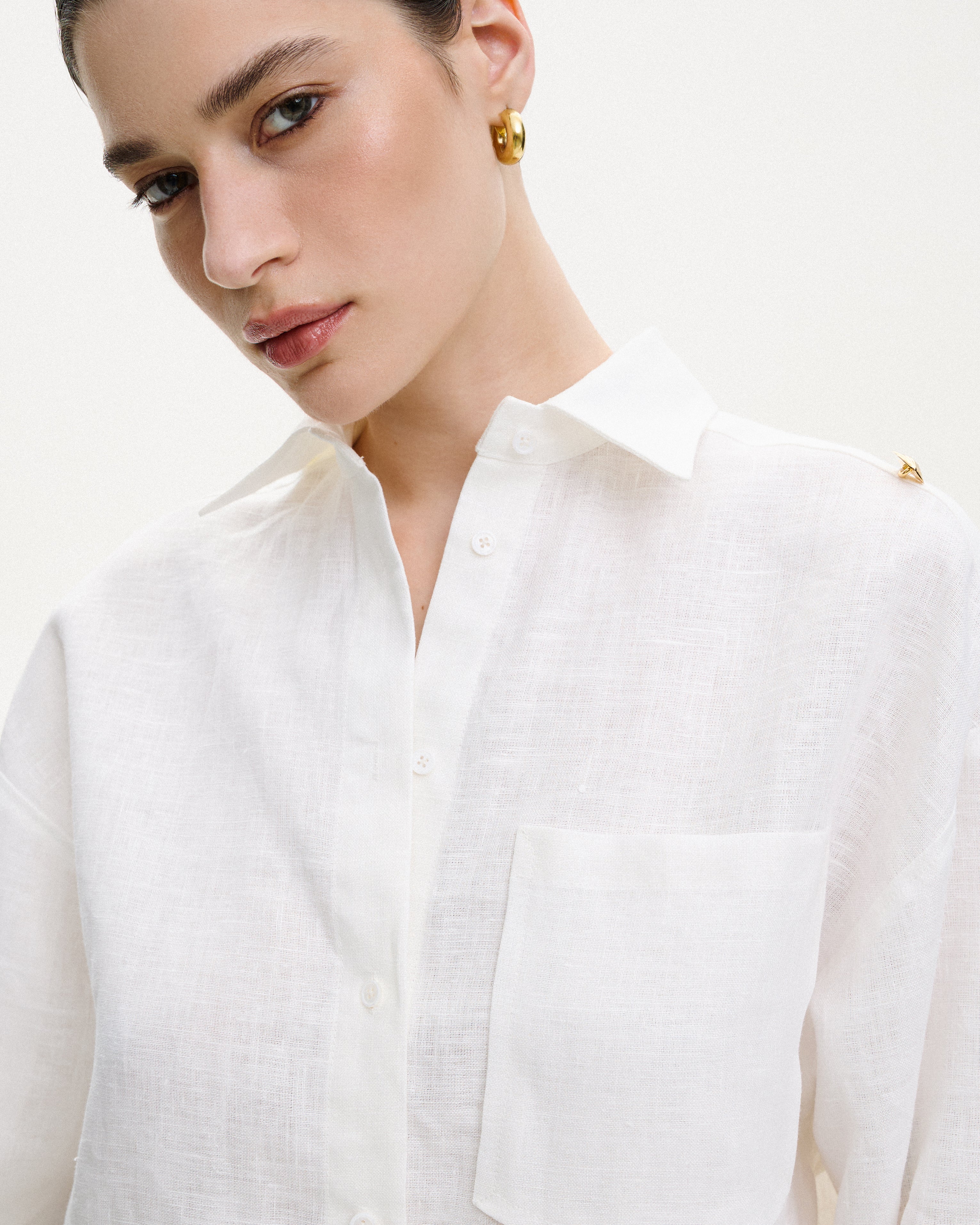 WHITE LINEN SHIRT