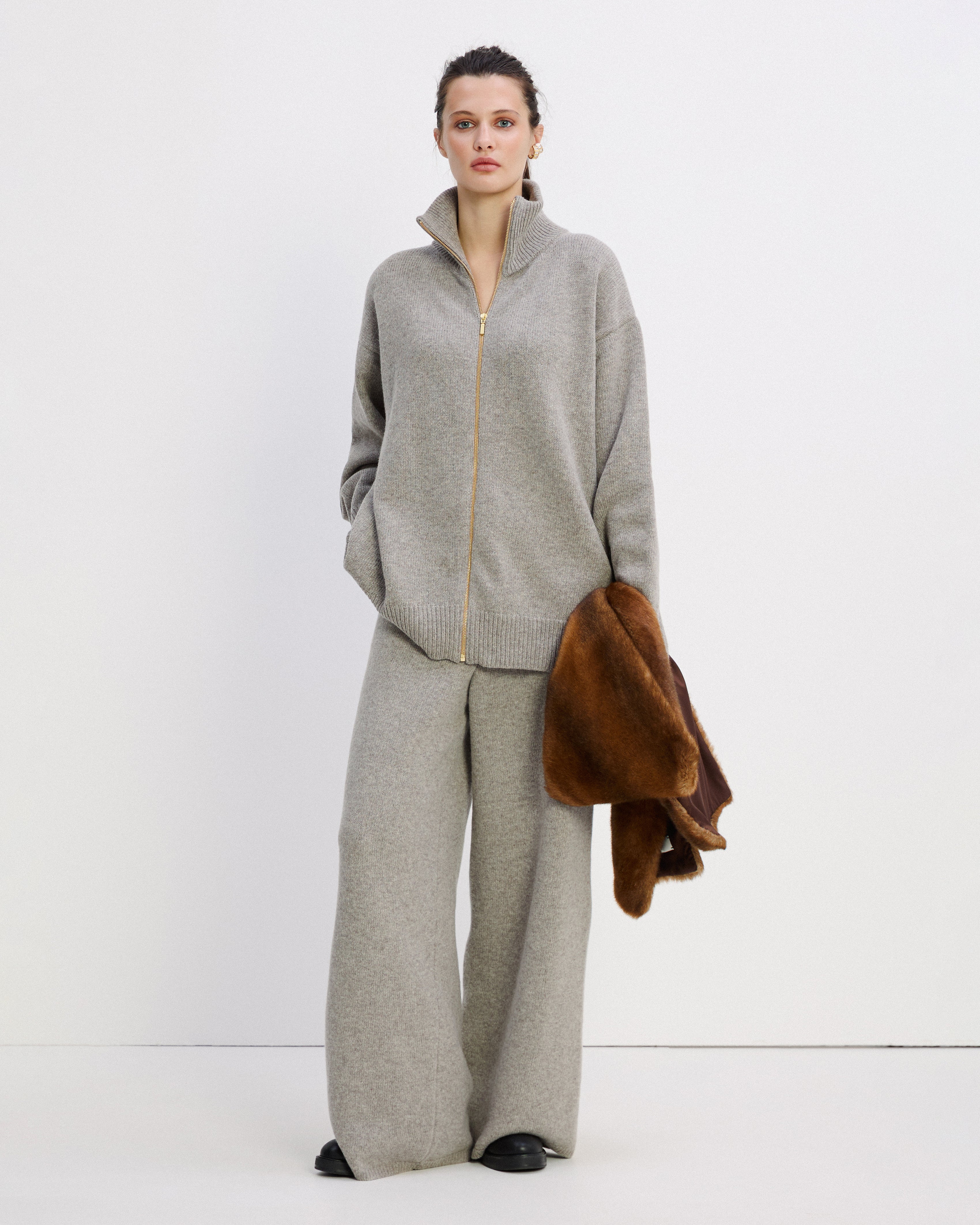 KNITTED WOOL WIDE-LEG TROUSERS