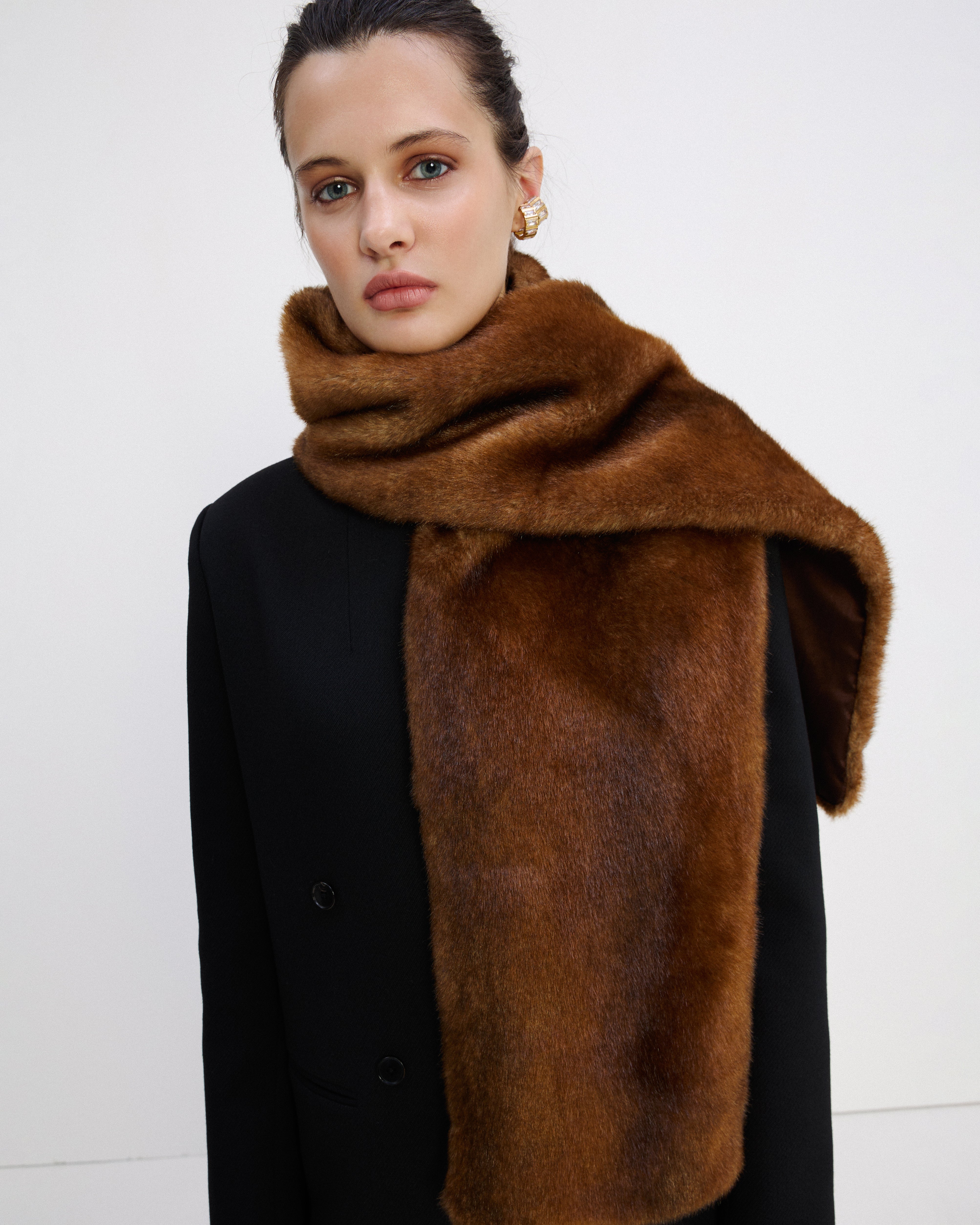 FAUX FUR SCARF