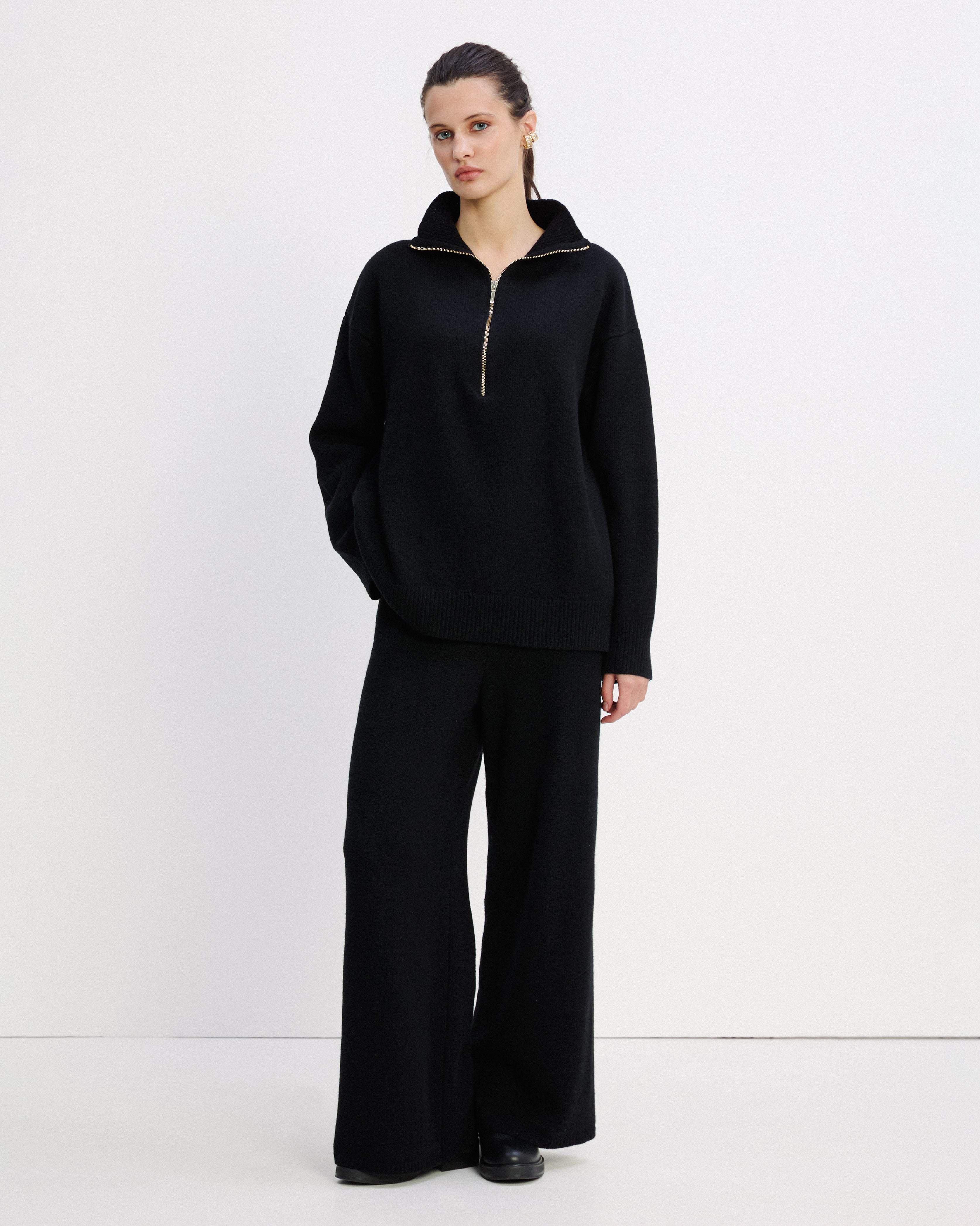 BLACK WOOL HALF-ZIP SWEATER