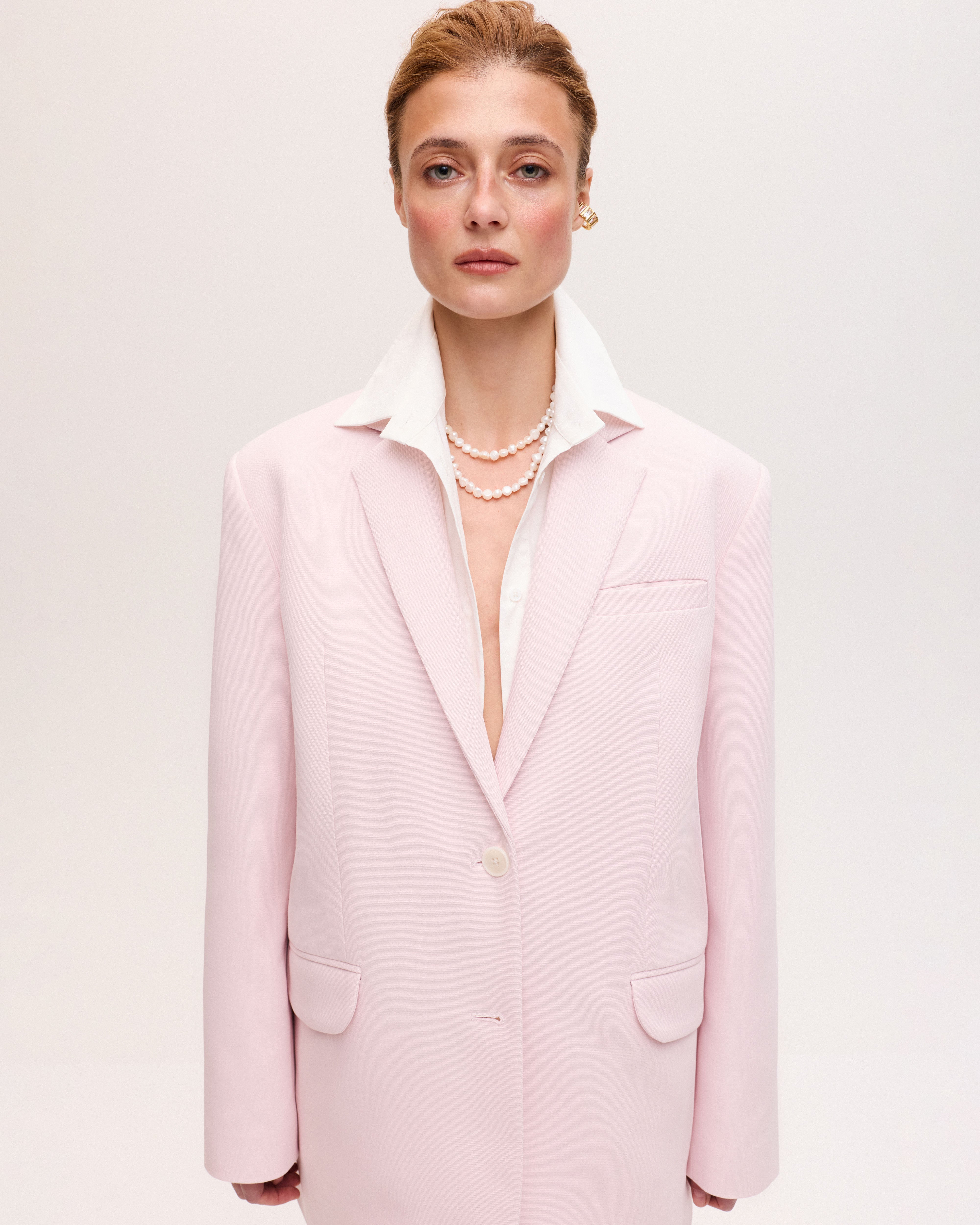Light pink single-breasted jacket